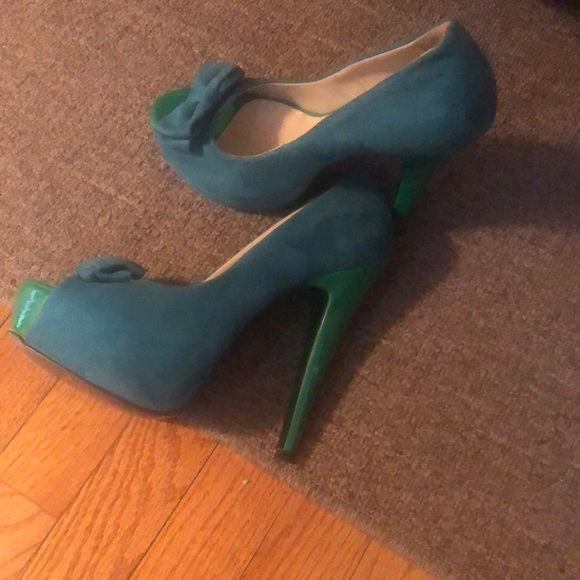 Women’s shoes - Picture 2 of 5